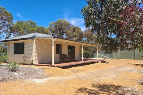 Property photo of 121 First Avenue Kendenup WA 6323
