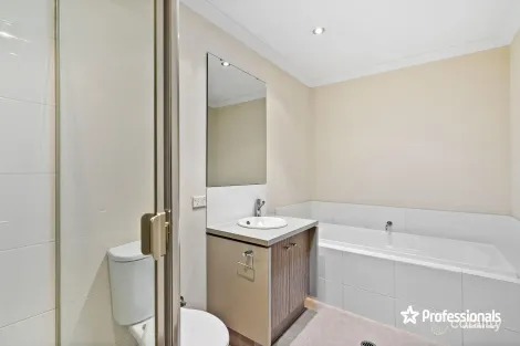 Property photo of 30 Prospector Loop Bassendean WA 6054