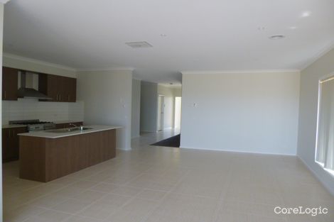 Property photo of 37 Beachview Parade Point Cook VIC 3030