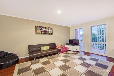 Property photo of 60 Jindabyne Avenue Taylors Hill VIC 3037