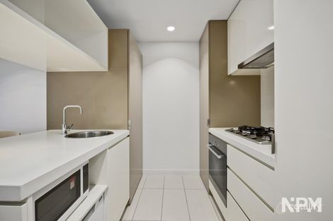 2202/33 Mackenzie St, Melbourne, VIC 3000