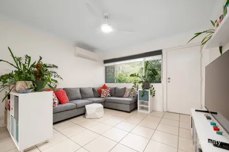 Property photo of 2/85 Main Avenue Wilston QLD 4051
