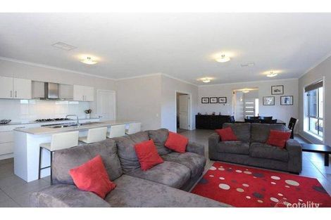 Property photo of 17 Emery Place St Clair SA 5011