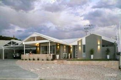 10 Buchanan Pl, Tarcoola Beach, WA 6530