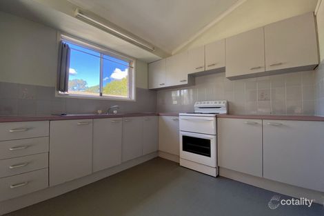 Property photo of 8 Leru Street Mansfield QLD 4122