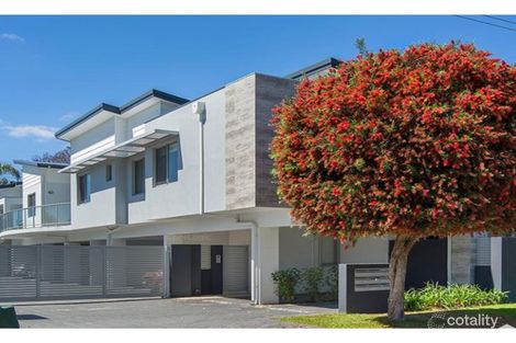 2/4 Hendra St, Cloverdale, WA 6105