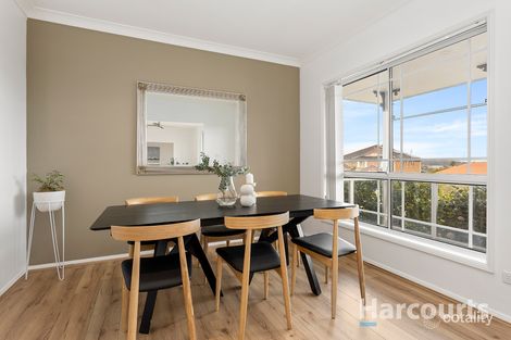 Property photo of 2 Cartmel Close Lakelands NSW 2282