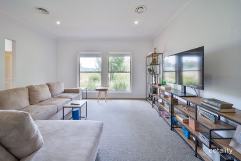 Property photo of 14/1 Edwards Road Kennington VIC 3550