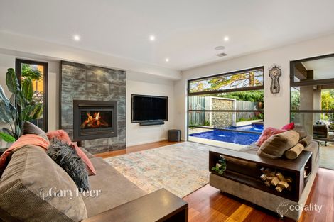 Property photo of 16 Seaview Avenue Bentleigh VIC 3204