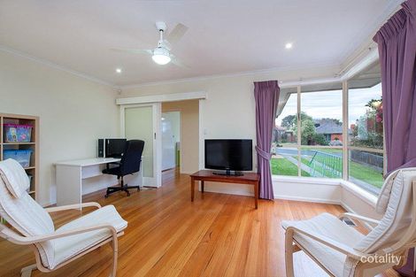 Property photo of 21 Gladman Street Greensborough VIC 3088