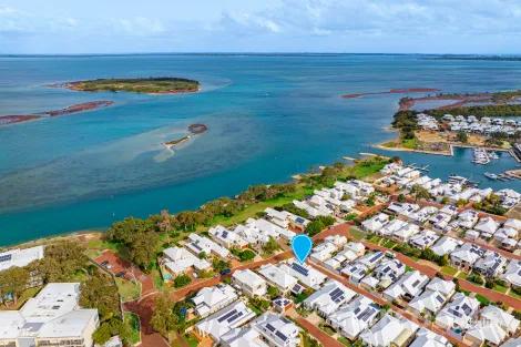 Property photo of 8 Chimneys Retreat Erskine WA 6210