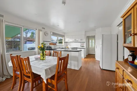 Property photo of 16 Sutton Road Maryborough VIC 3465