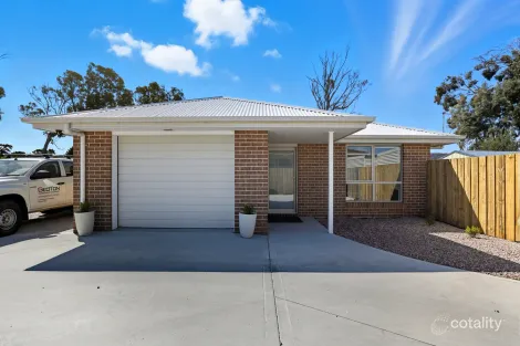 2/168 Agnes St, George Town, TAS 7253