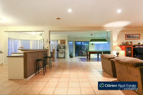 Property photo of 5 Keswick Court Narre Warren South VIC 3805