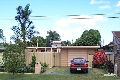 32 Moana Park Ave, Broadbeach Waters, QLD 4218