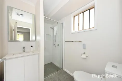 Property photo of 225 Dandelion Drive Rowville VIC 3178