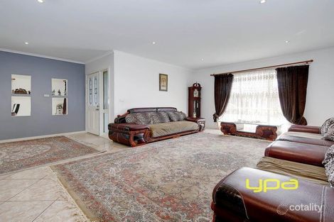 Property photo of 9 Limerick Court Roxburgh Park VIC 3064