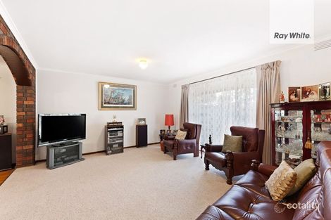 Property photo of 23 Galilee Crescent Mill Park VIC 3082