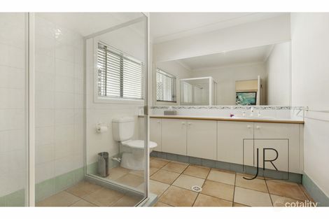 Property photo of 86 Cypress Drive Broadbeach Waters QLD 4218