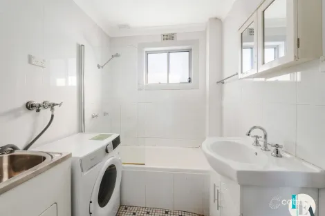 Property photo of 4/290 Shellharbour Road Barrack Heights NSW 2528