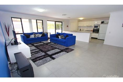 Property photo of 12 Yengo Place Woongarrah NSW 2259