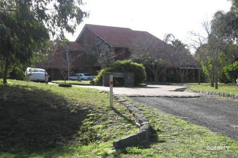 16 Dunbar Ct, Greenvale, VIC 3059