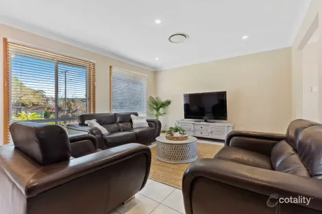 Property photo of 22 Simmons Drive Ulladulla NSW 2539