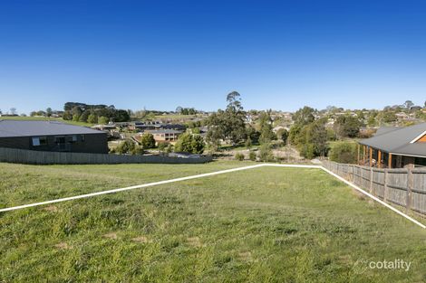 Property photo of 32 Myrtle Crescent Warragul VIC 3820