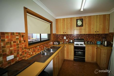 Property photo of 8 Willow Avenue Lucindale SA 5272
