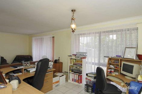 Property photo of 42 Grovelands Drive Camillo WA 6111