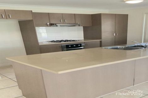 Property photo of 20 Tawarra Crescent Gracemere QLD 4702