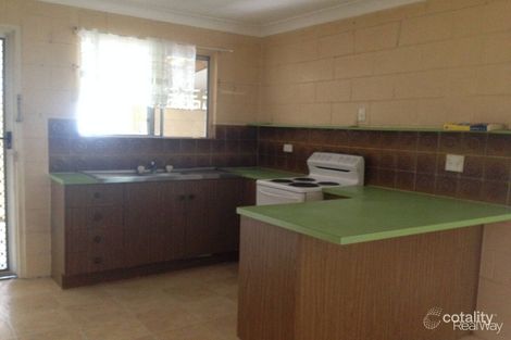 2/13 Calder St, Park Avenue, QLD 4701