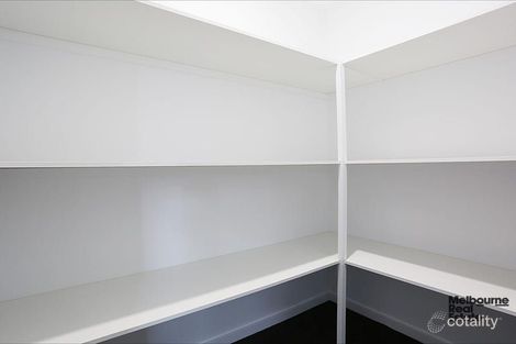 Property photo of 2/4 McComas Street Reservoir VIC 3073