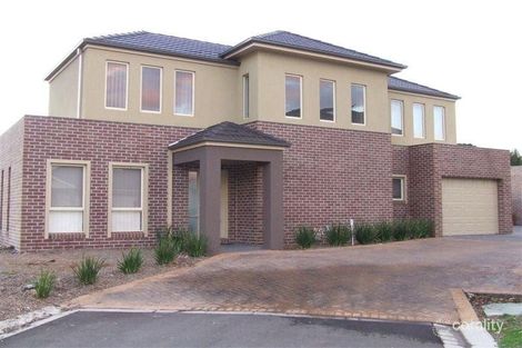 1/3 Susannah Way, South Morang, VIC 3752