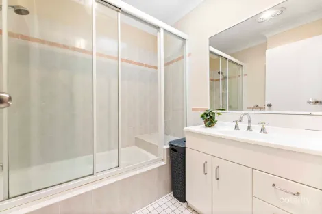 Property photo of 5/8 Bruce Street East Toowoomba QLD 4350