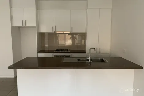 Property photo of 9/14-15 Hazelmere Avenue Cranbourne West VIC 3977
