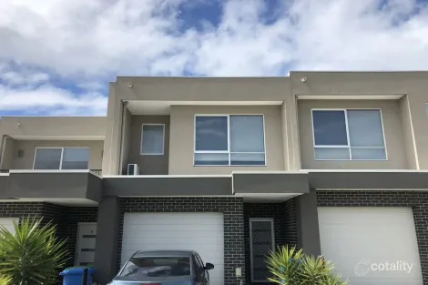 Property photo of 9/14-15 Hazelmere Avenue Cranbourne West VIC 3977