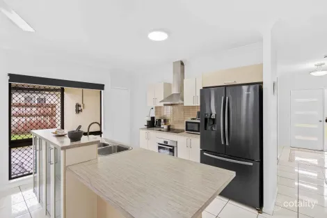 Property photo of 10 Hockey Avenue Smithfield QLD 4878