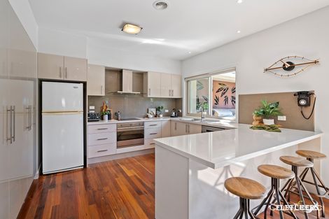 Property photo of 4 Oakwood Rise Croydon VIC 3136
