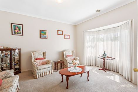 Property photo of 11 Martindale Place Walkley Heights SA 5098