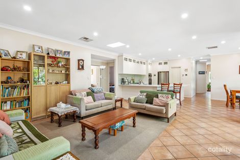 Property photo of 11 Martindale Place Walkley Heights SA 5098