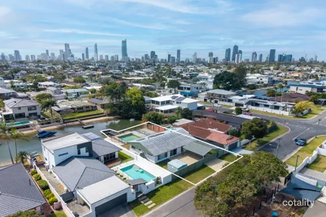 3 Buena Vista Ct, Broadbeach Waters, QLD 4218