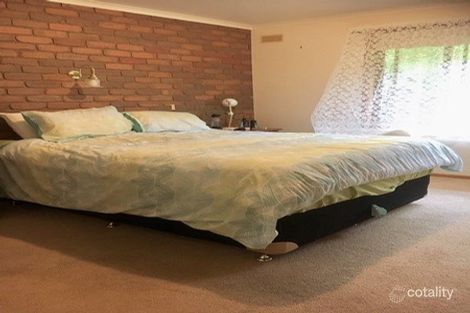 Property photo of 6 Mandeville Court Port Fairy VIC 3284