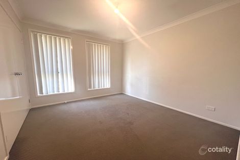 Property photo of 3 Dewpoint Drive Spring Farm NSW 2570
