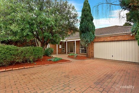 Property photo of 2 Highmont Drive Vermont South VIC 3133