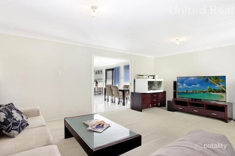 Property photo of 5 Harraden Drive West Hoxton NSW 2171