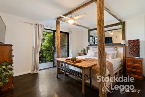 Property photo of 27 Goolgowie Street Rosebud VIC 3939