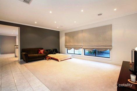Property photo of 24 Castlehill Avenue Greenvale VIC 3059