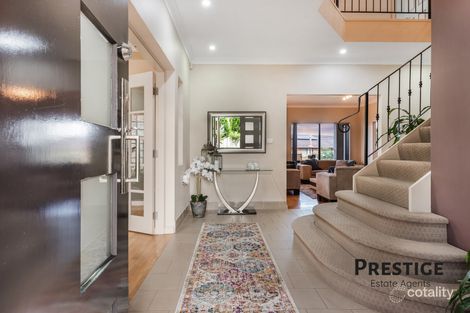 Property photo of 8 Urunga Place Bossley Park NSW 2176