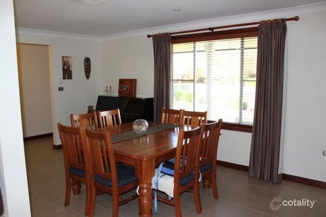 Property photo of 106 Scott Court Narromine NSW 2821